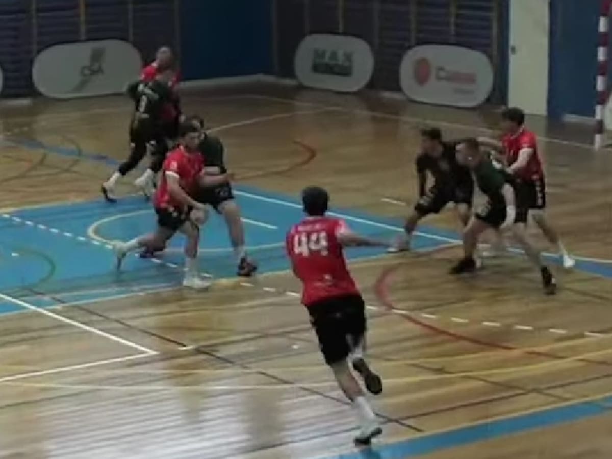 El Elda - C.E.E. sufre para superar al Castellón (29-32)