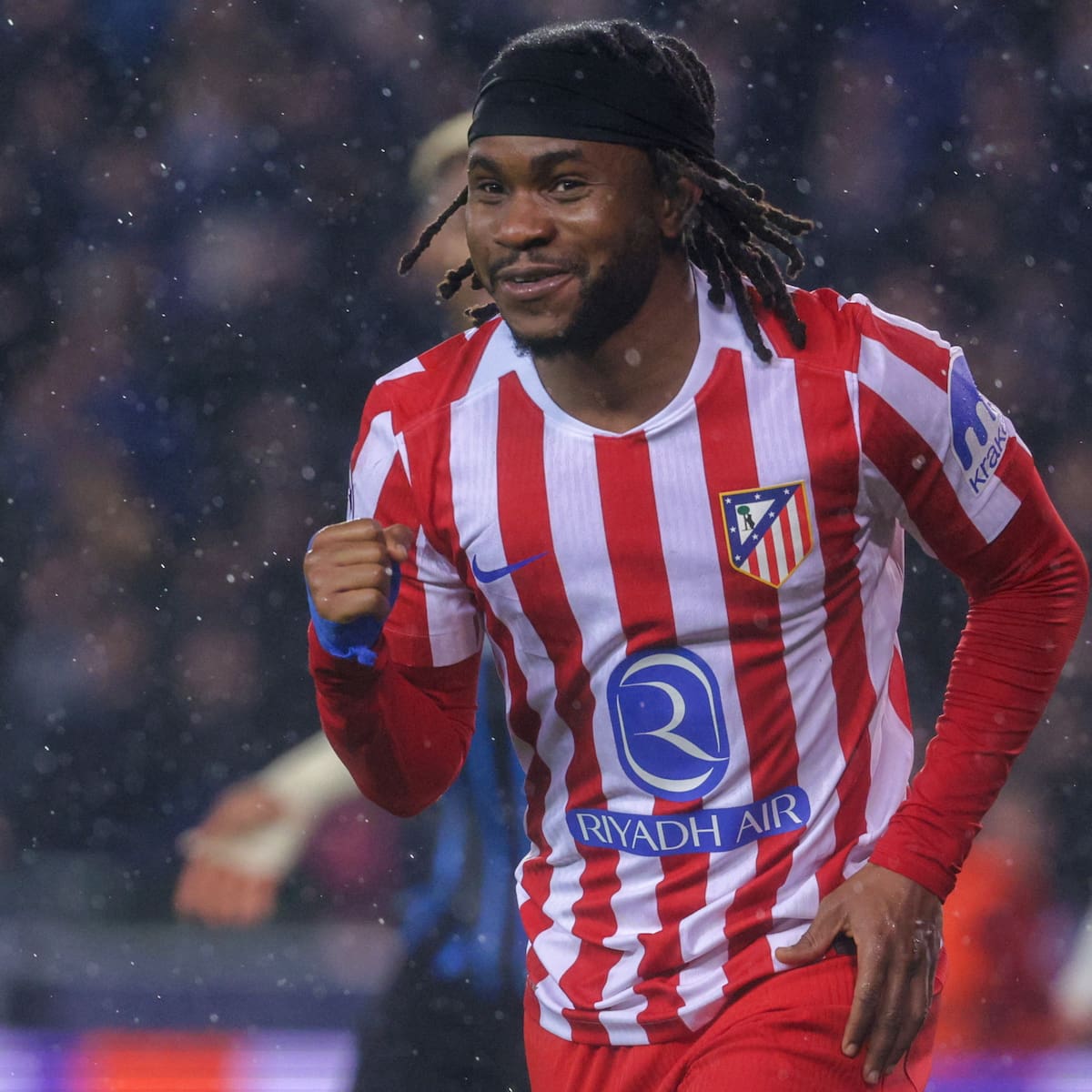 Lookman repite la fórmula: nuevo debut viendo puerta