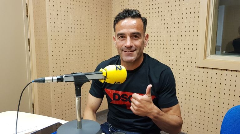 Paco Peña, en los estudios de Radio Alicante