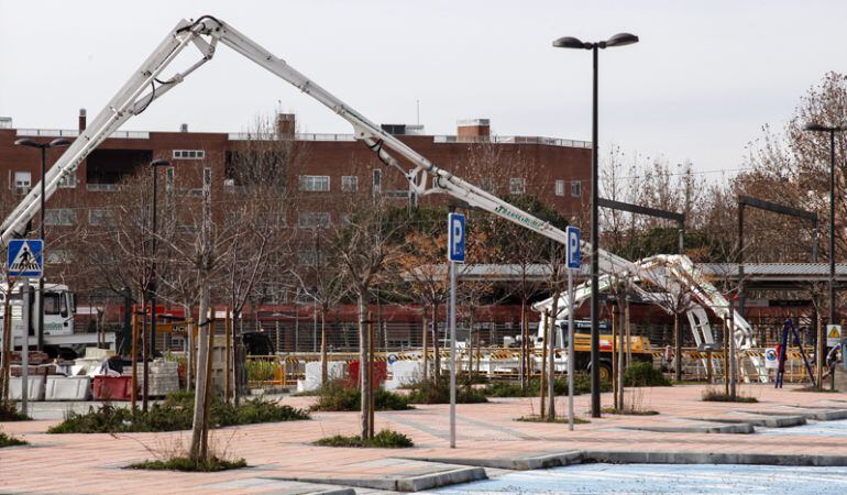 Imágen de las obras de acceso a la estación de El Casar.