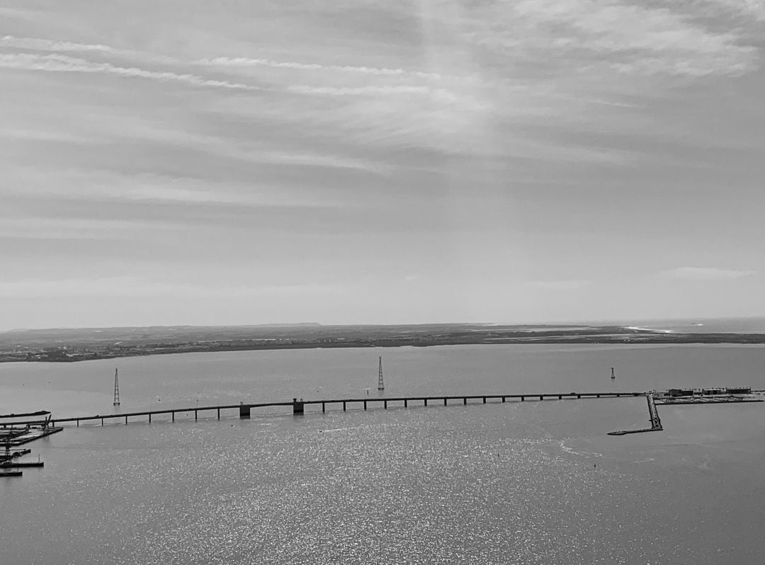 Imagen aérea del Puente José León de Carranza 