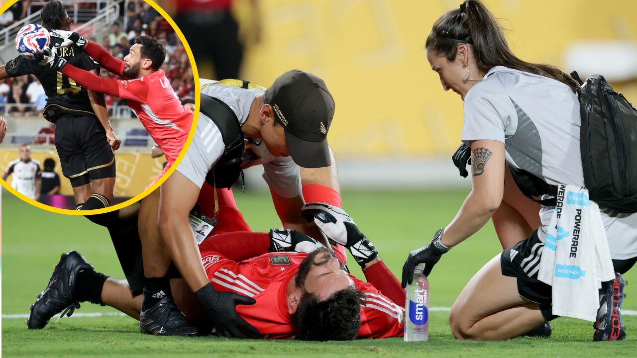 Hugo Lloris, siendo atendido durante un partido del Mundial de Clubes