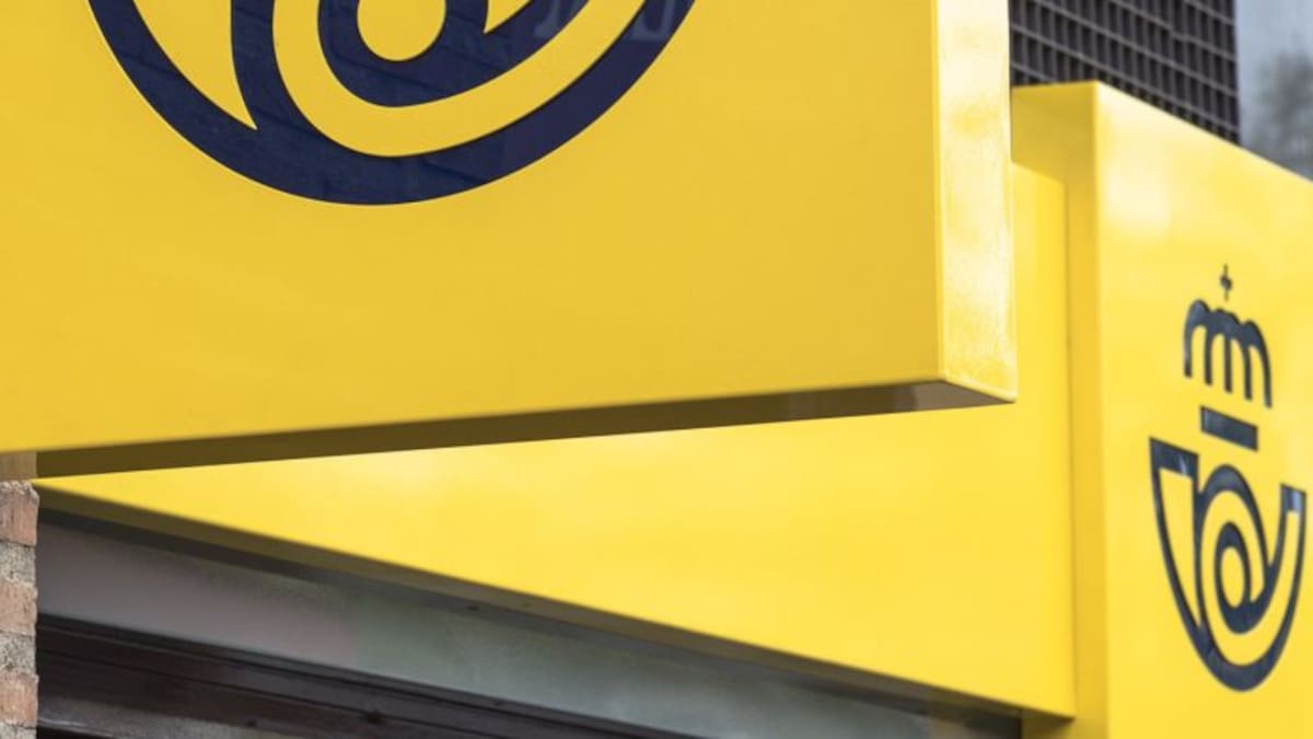 Juan Palazón, responsable provincial de Correos en la provincia de Alicante: "Esperemos que Correos esté a la altura"