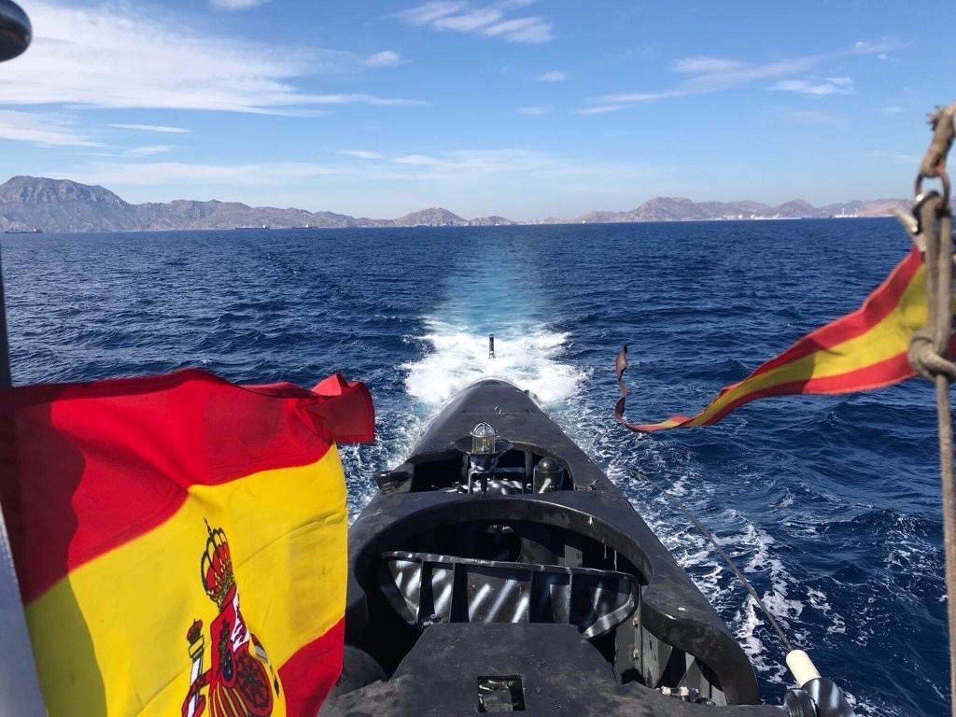 Submarino Tramontana a su salida de Cartagena para unirse a la operación 'Sea Guardian'