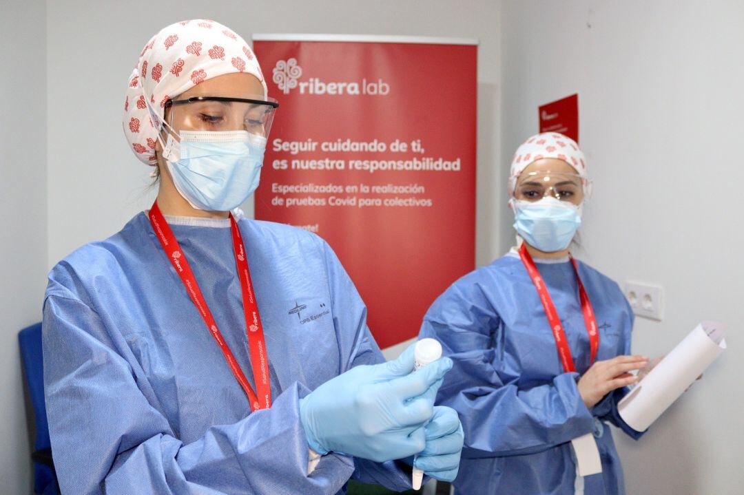 Profesionales del grupo Ribera del Hospital Vinalopó de Elche