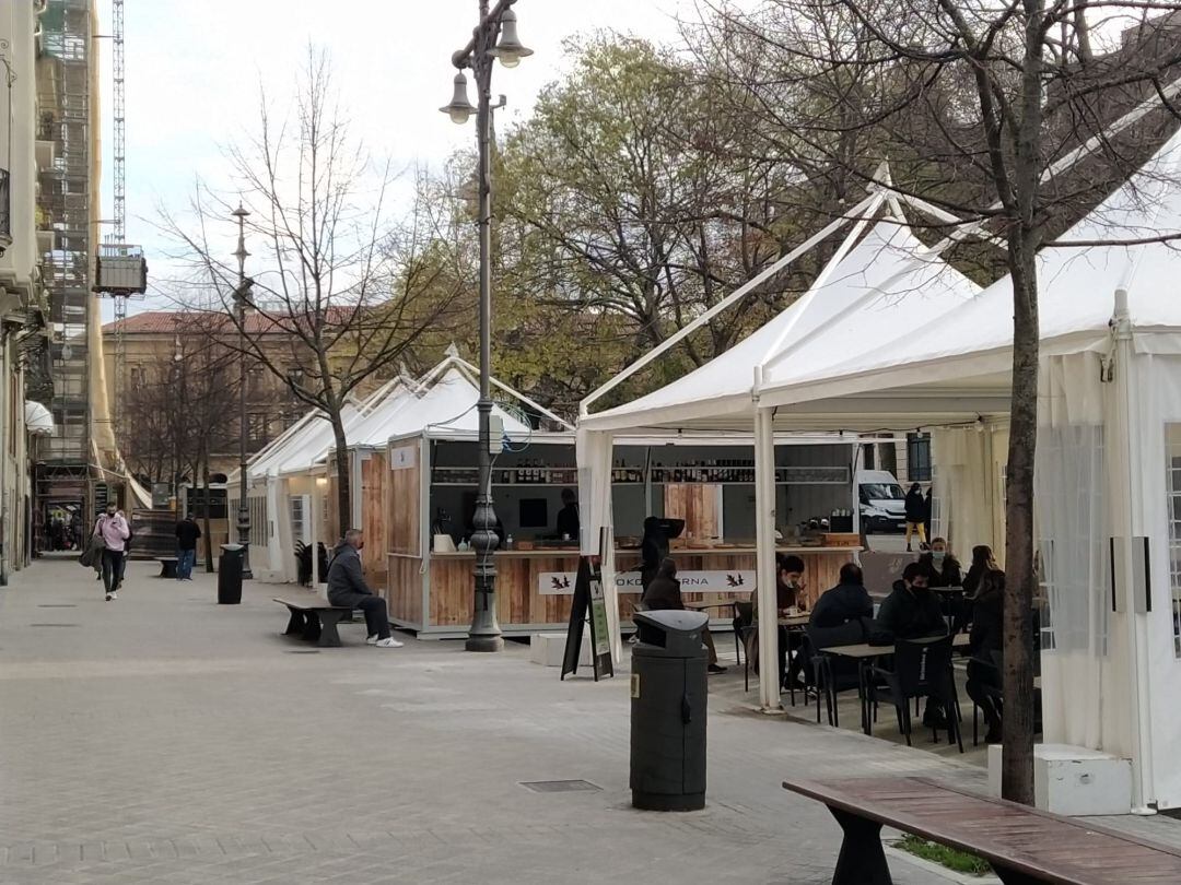 Imagen de las terrazas en Pamplona en el día en que han reabierto.