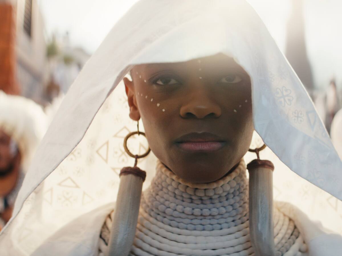 'Black Panther: Wakanda Forever': las mujeres toman el control en una película emotiva y política