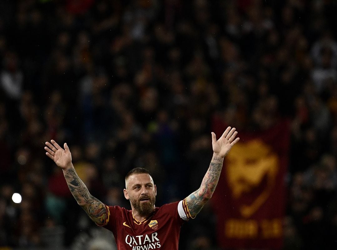 Daniele De Rossi despidiéndose del Olímpico de Roma