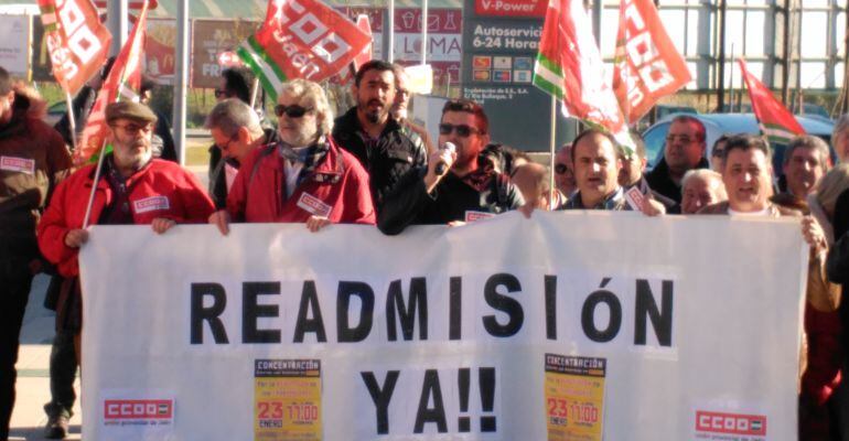 Protesta anterior en otra gasolinera de la firma Shell en la provincia para solicitar la readmisión de los trabajadores despedidos.