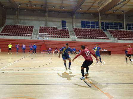 David Losilla intenta irse de un contrario