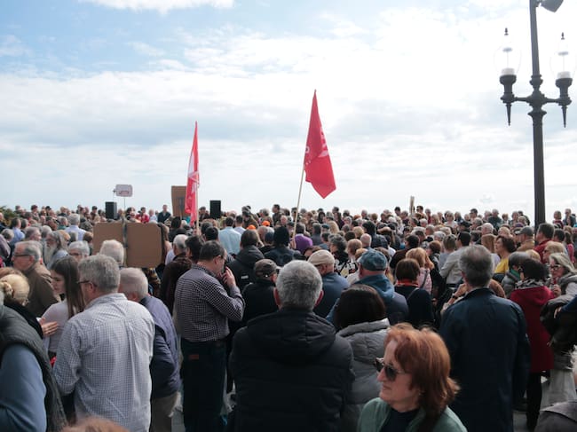 Mig miler de persones es van manifestar a Tarragona el passat 1 de març per demanar l'atenció als ictus les 24 hores.