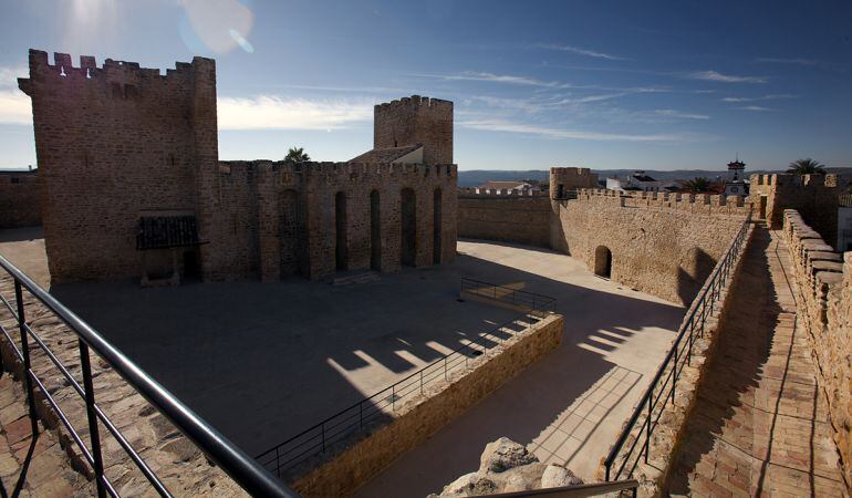 Exterior del Castillo de Lopera