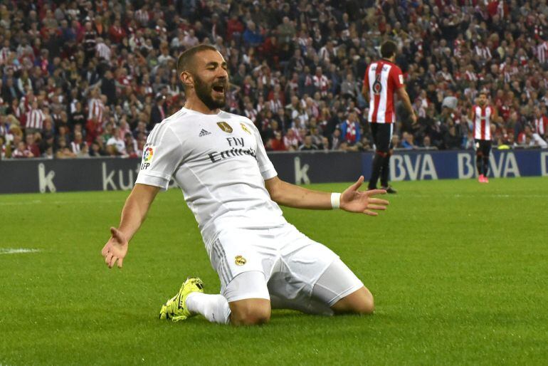 Benzema celebra su primer gol en San Mamés