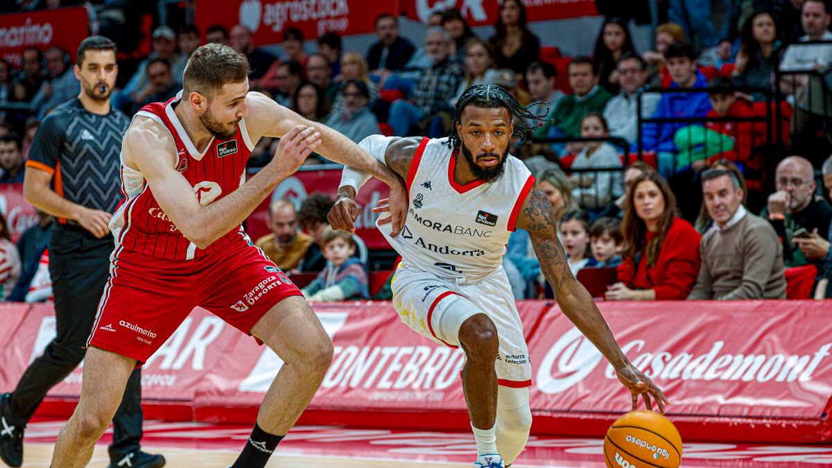 El MoraBanc llença el partit en una horrorosa segona part a Saragossa