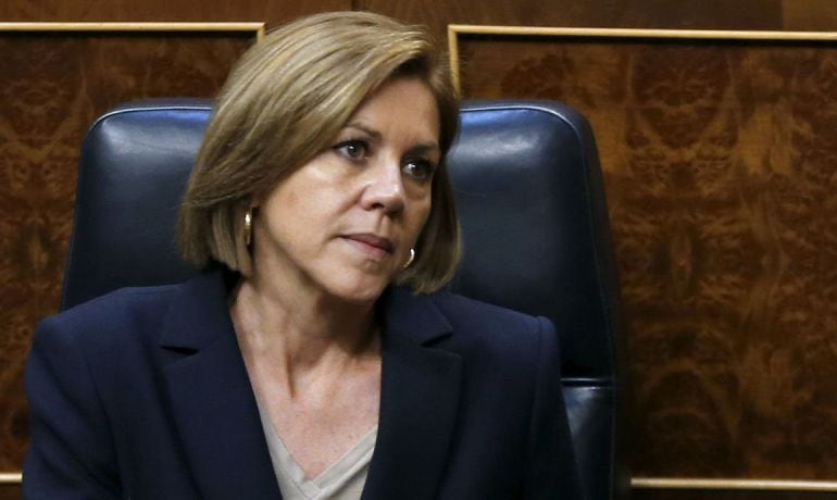 La ministra de Defensa, María Dolores de Cospedal, durante el pleno en el Congreso de los Diputados.