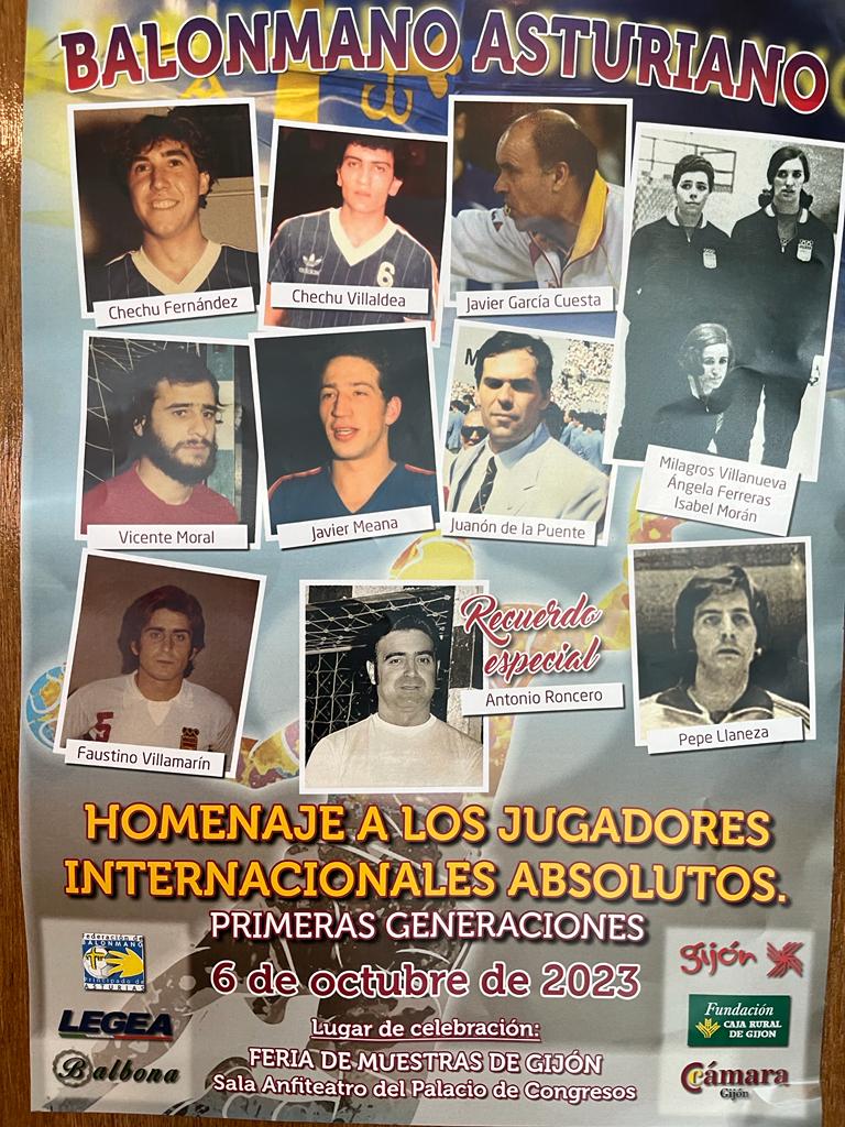 Cartel anunciador del homenaje a los internacionales del balonmano asturiano.