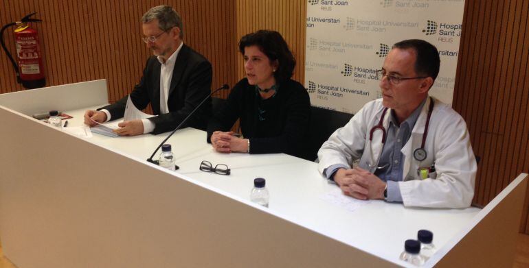 Josep Gumà (dreta) i Jaume Galceran, acompanyats de la regidora de Reus Montserrat Vilella.