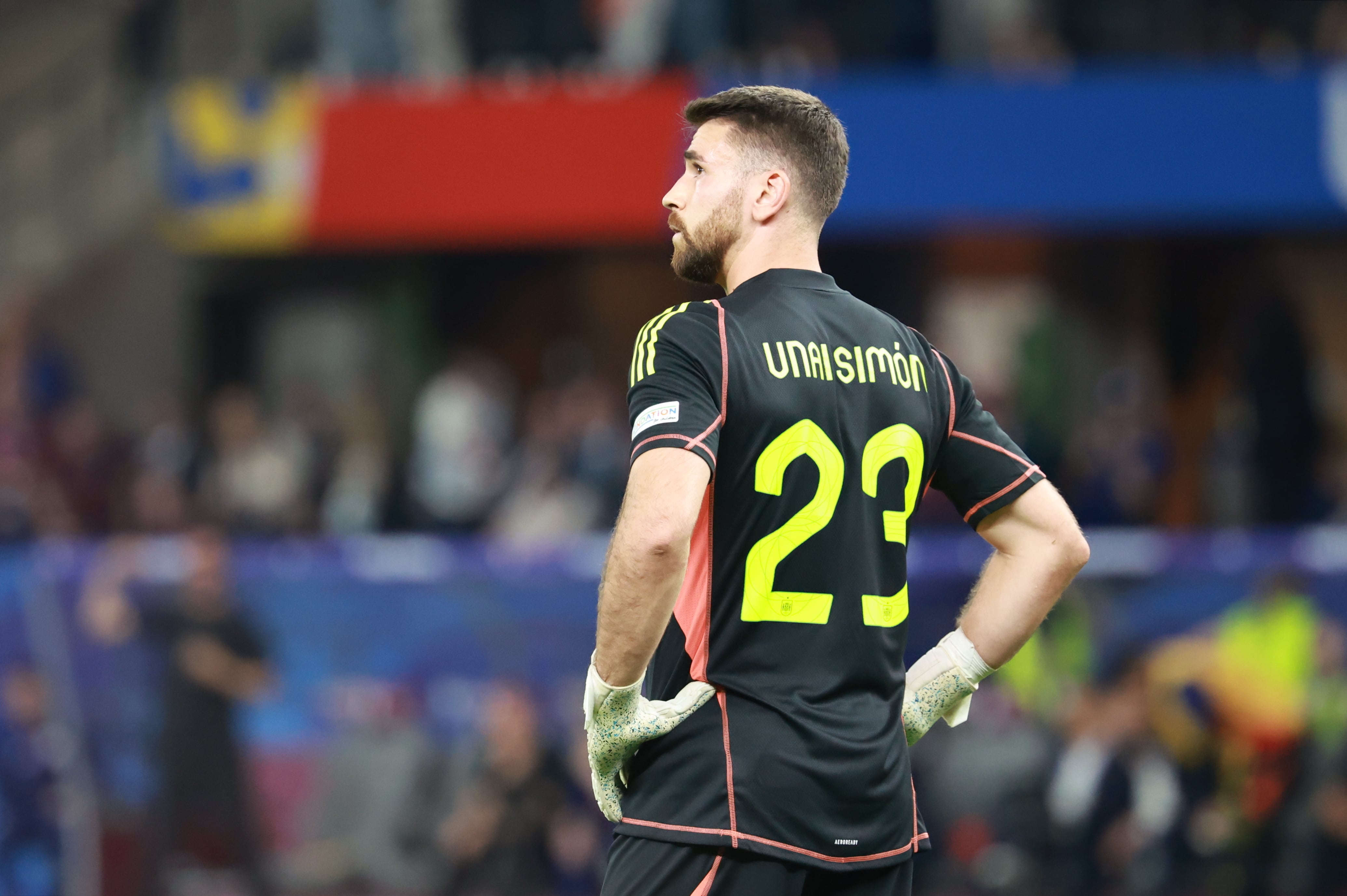 Berlin (Germany), 14/07/2024.- Goalkeeper Unai Simon of Spain reacts after conceding the equalizer during the UEFA EURO 2024 final soccer match between Spain and England, in Berlin, Germany, 14 July 2024. (Alemania, España) EFE/EPA/CLEMENS BILAN
