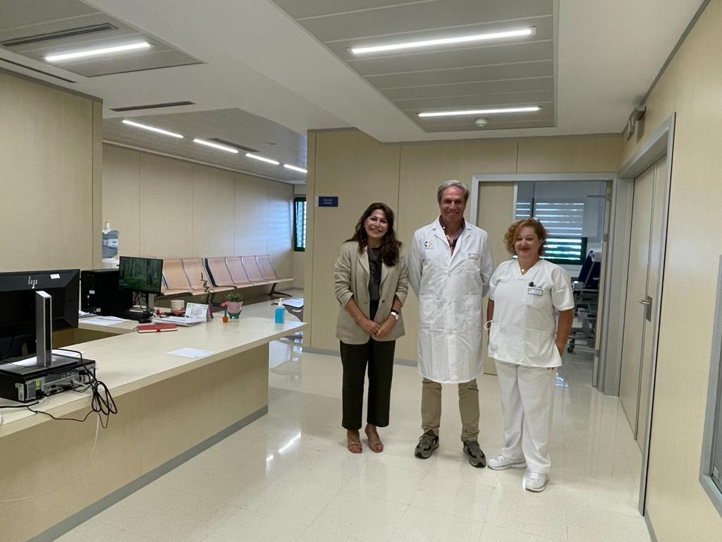 Equipo encargado de las consultas en el Hospital Universitario Doctor José Molina Orosa.