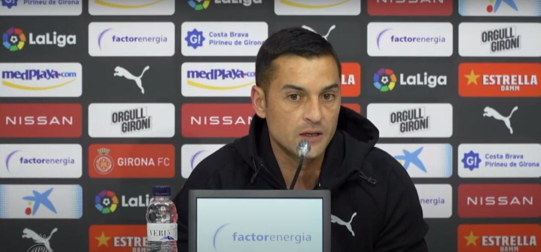 Francisco responent les preguntes dels mitjans de comunicació aquest matí.