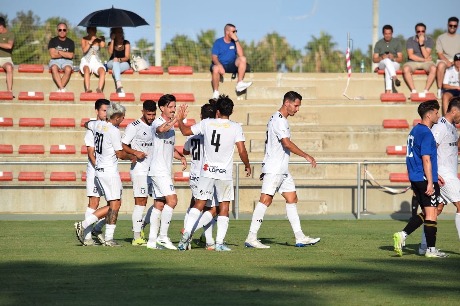 Por ahora, el C.F. Benidorm ha tenido que jugar sus partidos de pretemporada lejos del Guillermo Amor