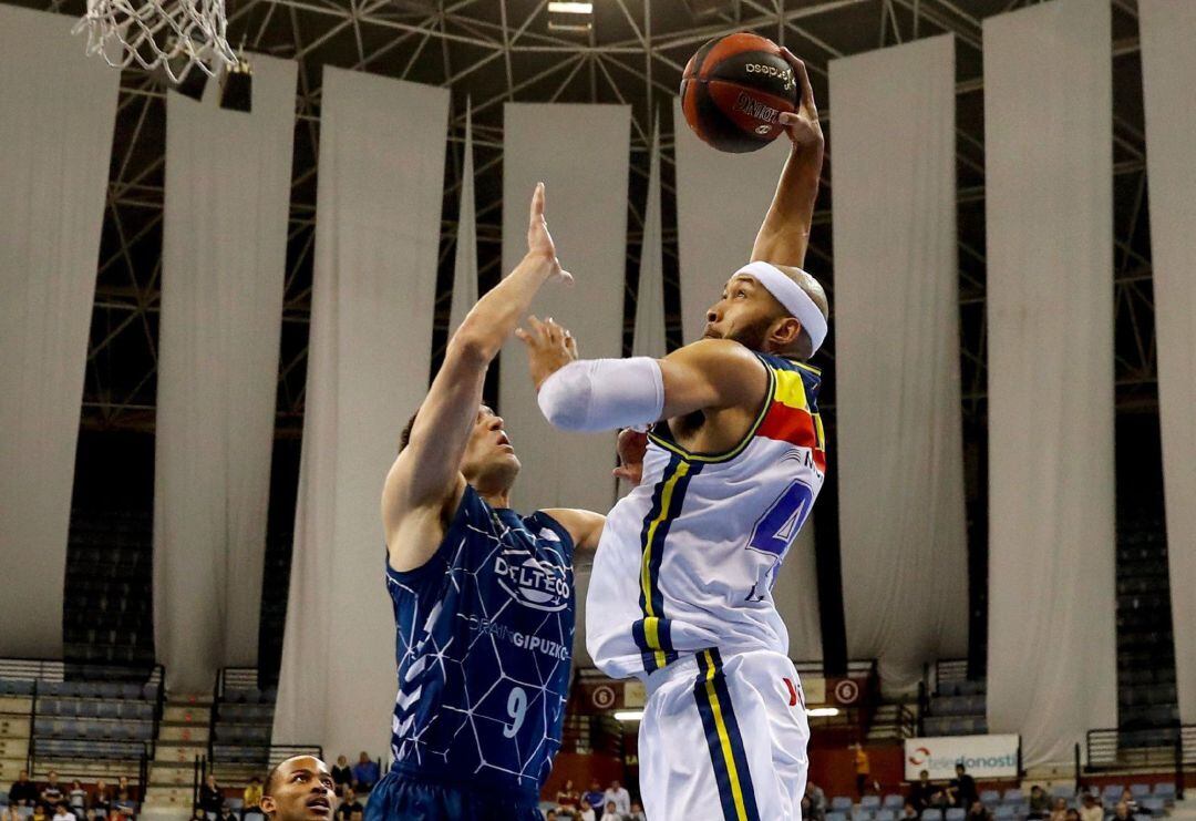 Sekulik trata de poner un tapón a Jerome Jordan