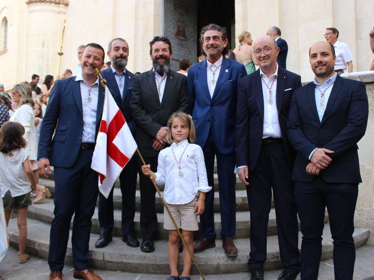 Los cargos festeros de 2023 se estrenan en la procesión del Corpus Christi