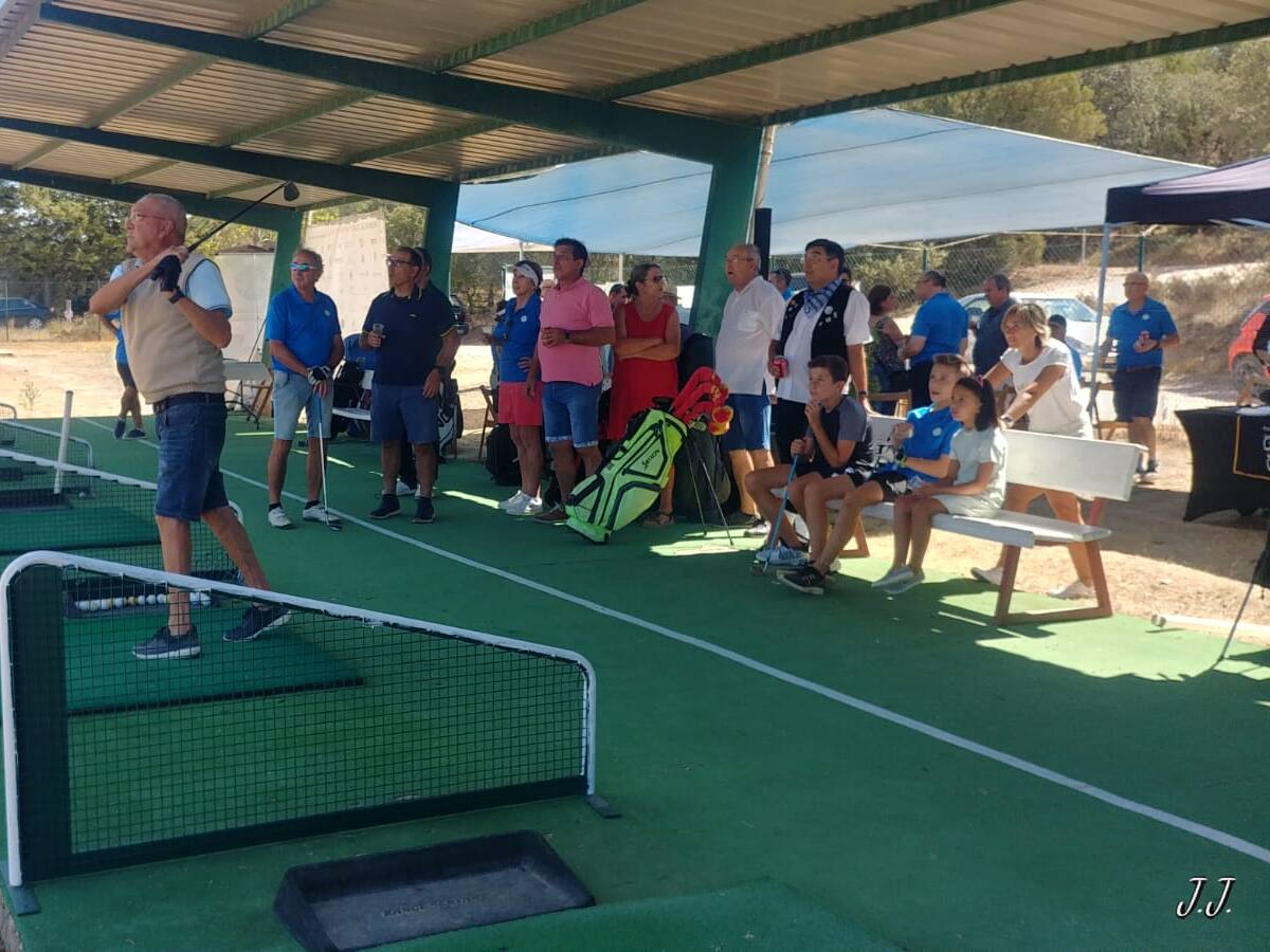 El Golf Aranda recauda 711 euros para AFAR