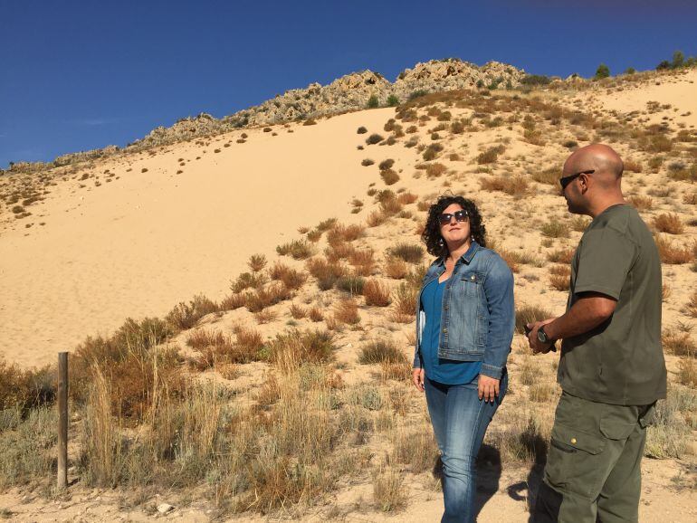 La concejala Silvia Rodríguez en el Arenal 