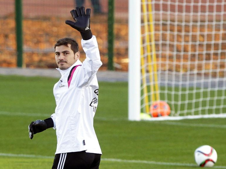 Casillas viajará a Holanda para realizar pretemporada con el Oporto