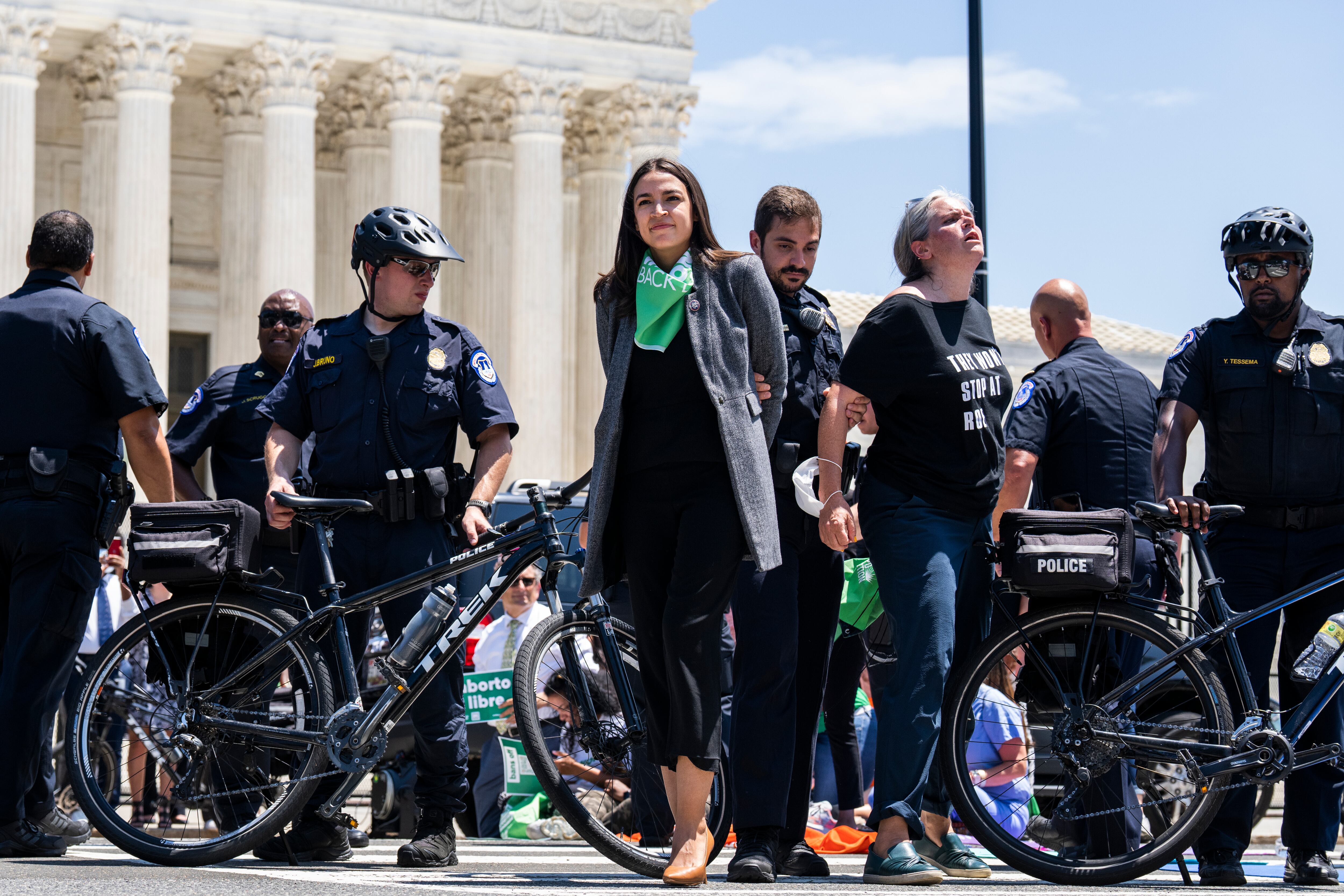 Alexandria Ocasio-Cortez, detenida en EEUU.