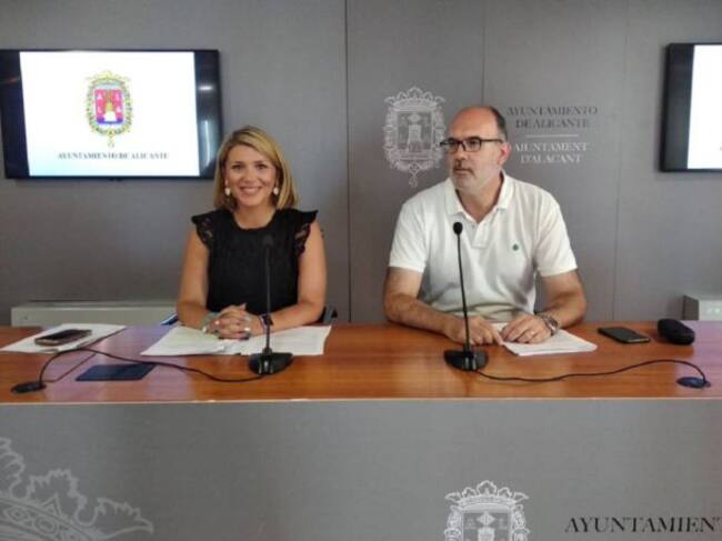 Mari Carmen Sánchez y Manuel Vilalr