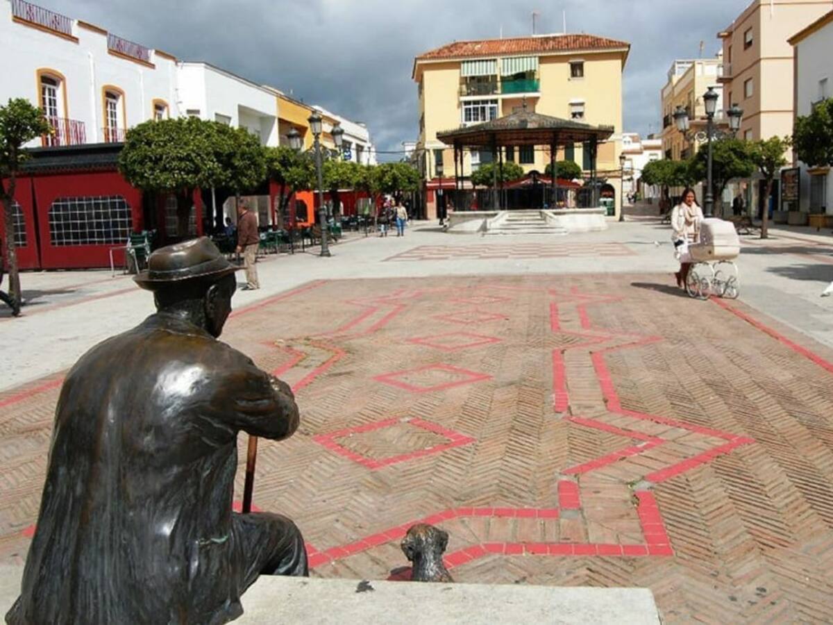 Los Barrios pasa a fase 4 grado 2 y cerrará el miércoles toda su actividad no esencial