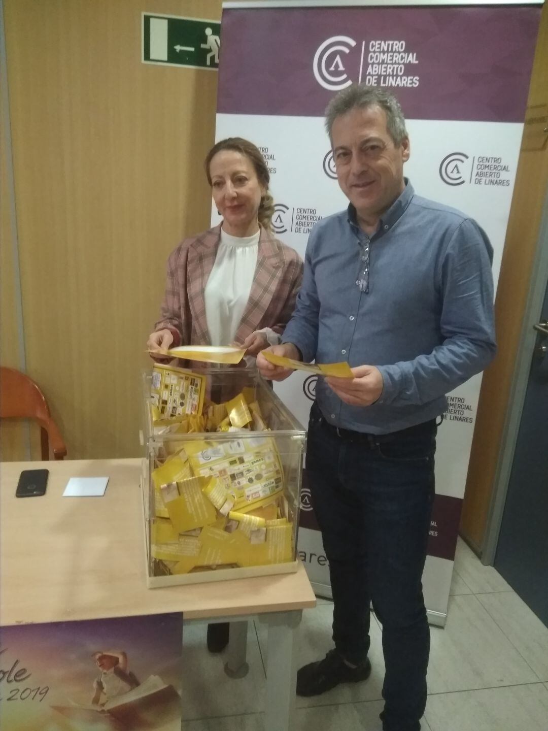 Sorteo de regalos de la Campaña Vuelta al Cole 2019 de ACIL.