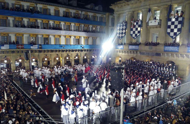 La arriada pone fin al d&iacute;a grande de la ciudad