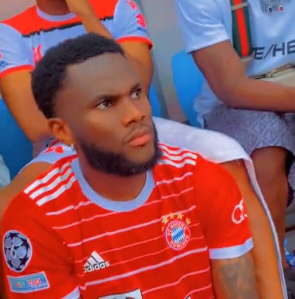 Kessie, con la camiseta del Bayern de Münich