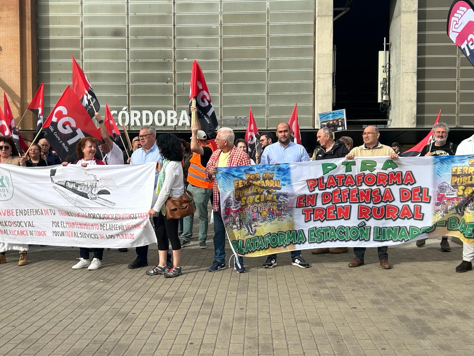 Manifestación por la defensa del tren rural en Andalucía