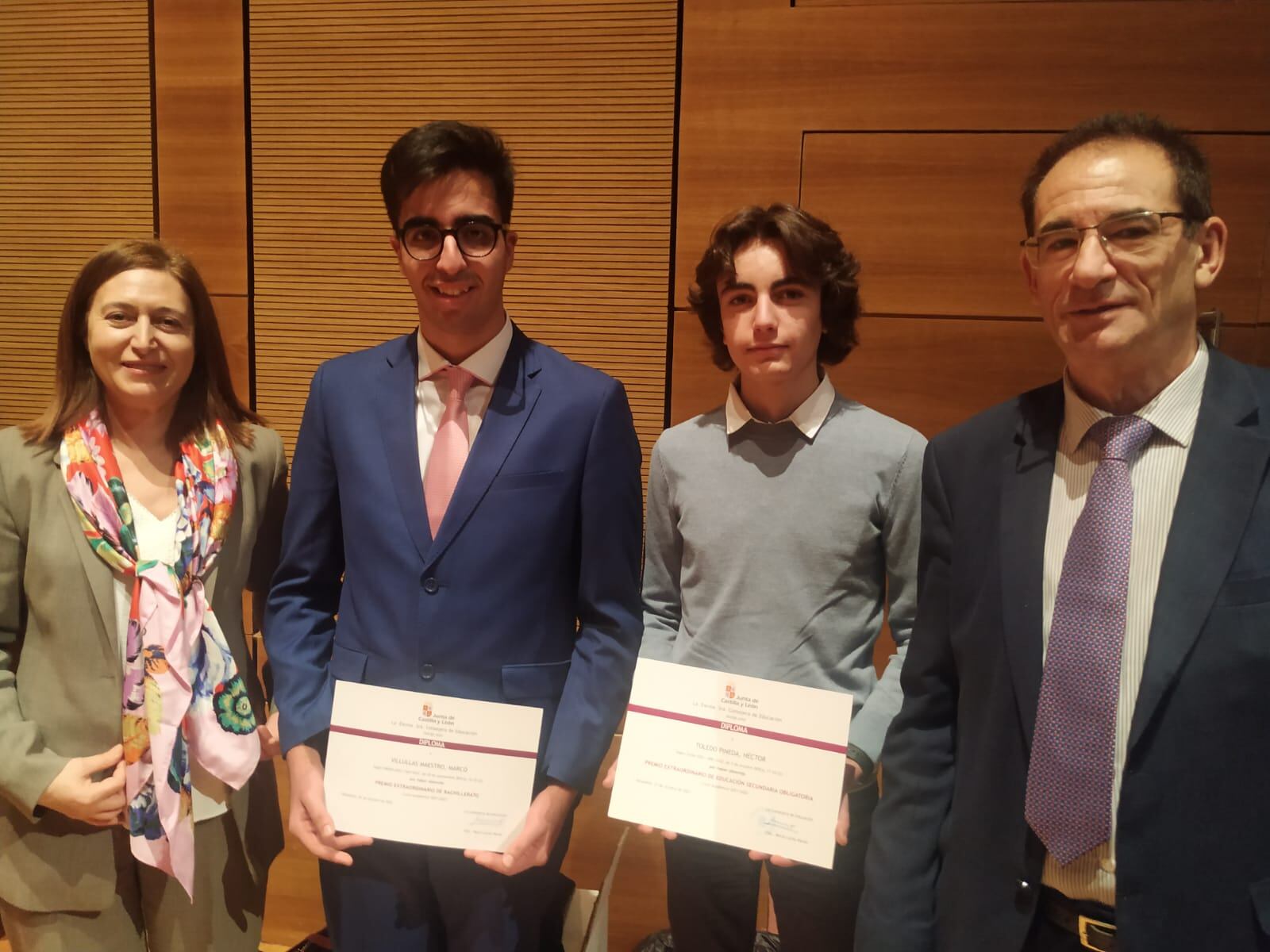 Dos alumnos premiados