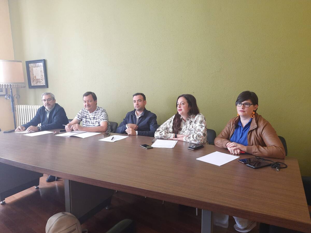 El PSOE de Cuéllar hace público el pacto de gobierno que tenía con IU