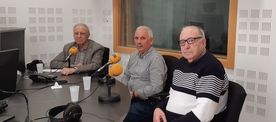 Luis Muela, Antonio Maestre y Enrique Sánchez son los protagonistas de nuestra tertulia de mayores.