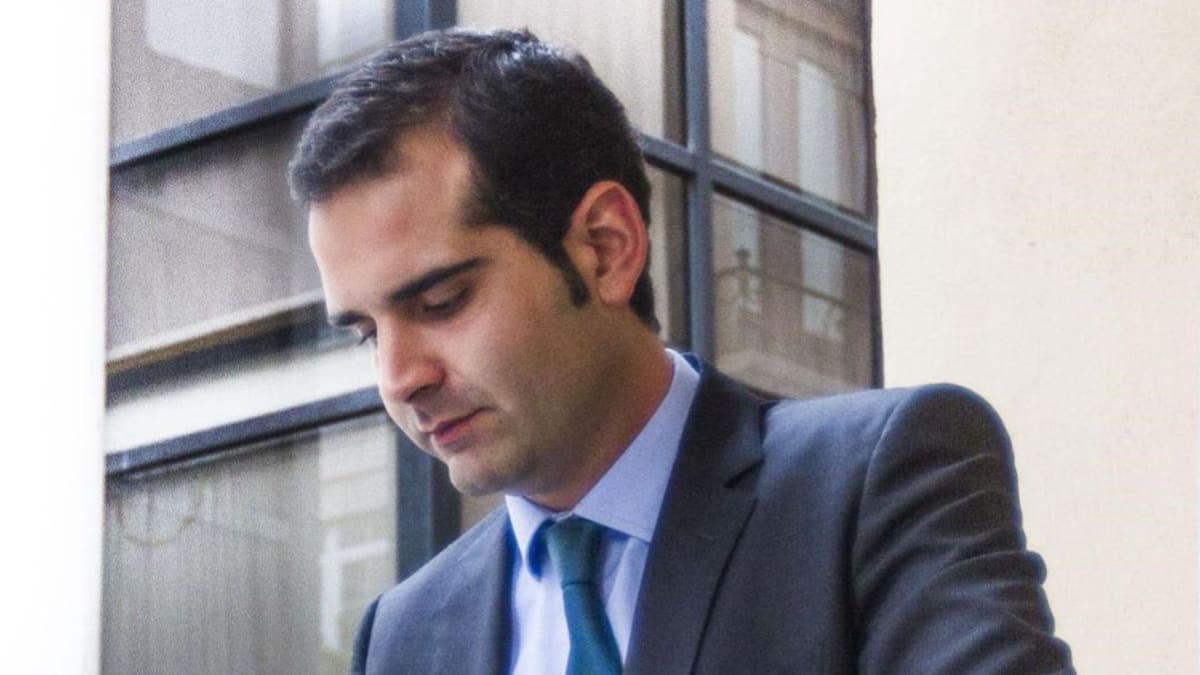 Ramón Fernández-Pacheco se niega a cambiar sillones en el gobierno por votos