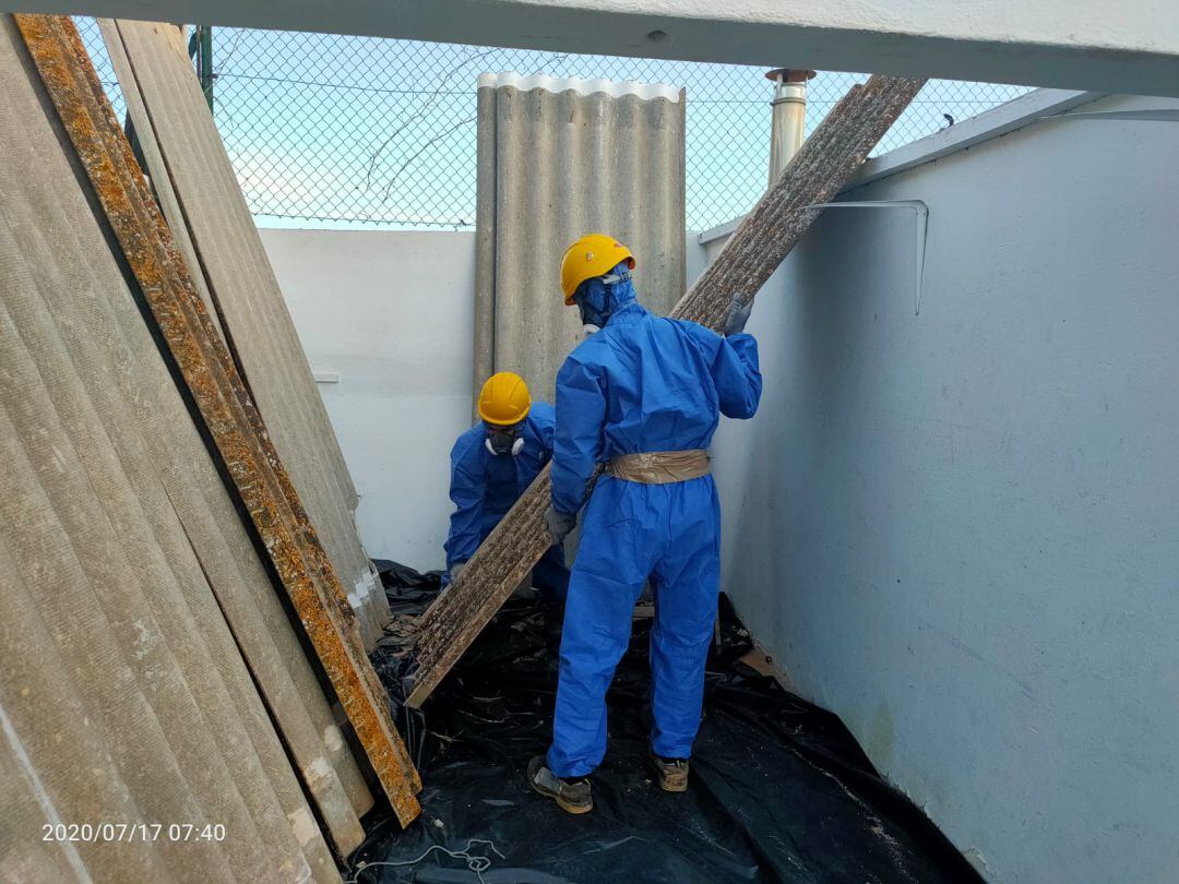 Trabajos de retirada del material