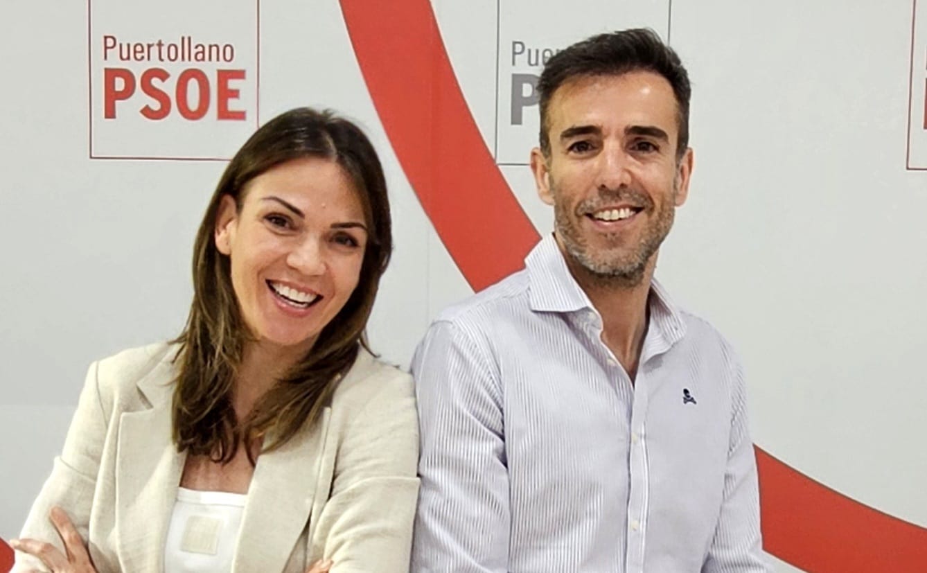 El nuevo portavoz del PSOE en el Ayuntamiento de Puertollano, Manuel Sánchez Caballero, junto a la viceportavoz, Esther Mora.
Eva Ercolanese/PSOE / Europa Press
16/6/2025
