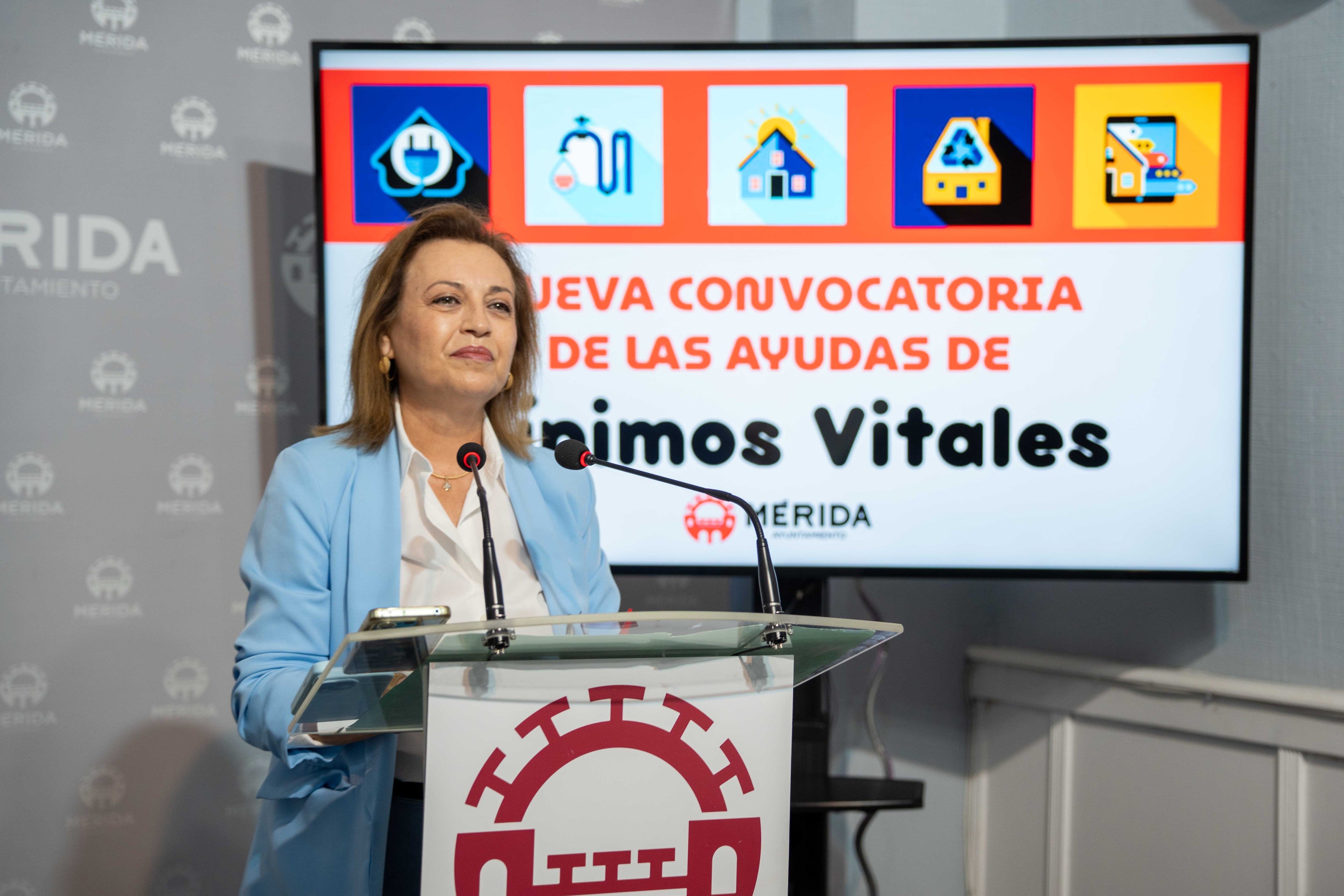 Catalina Alarcón presenta la nueva convocatoria de las Ayudas de Mínimos Vitales