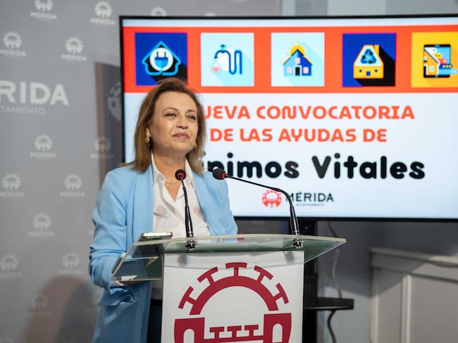 Catalina Alarcón presenta la nueva convocatoria de las Ayudas de Mínimos Vitales