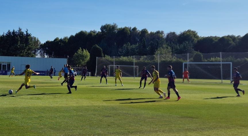 El partido entre la SD Huesca y el Andorra se jugó en la Base Aragonesa de Fútbol