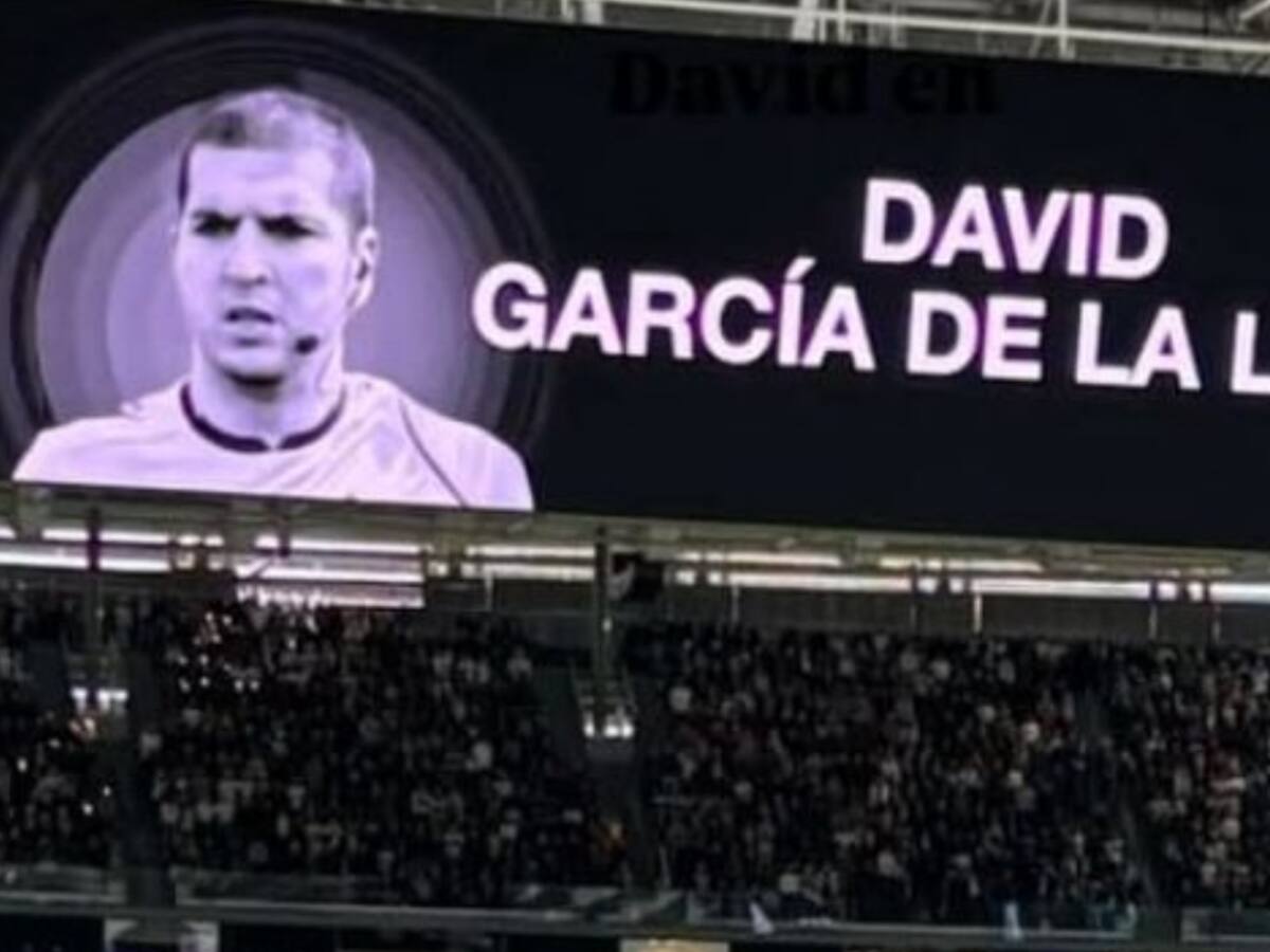 Minuto de silencio en el Bernabéu por el árbitro palentino David García de la Loma