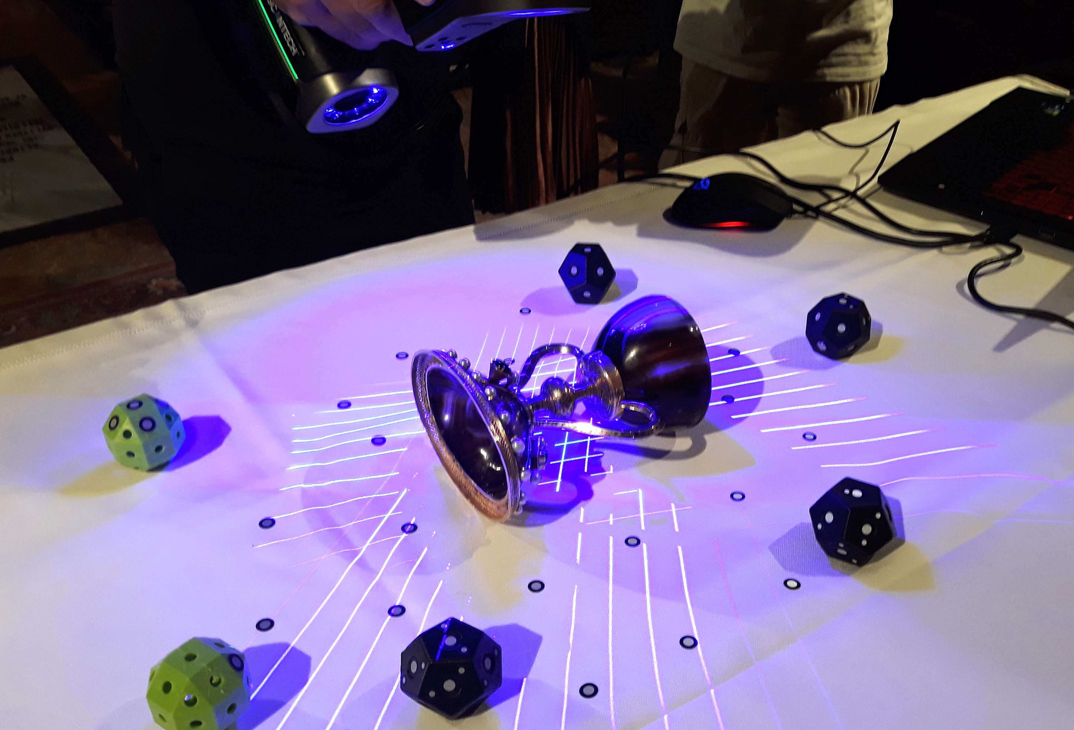 Digitalización y escaneado 3D del Santo Cáliz de la Catedral de València