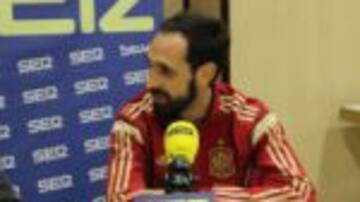 Juanfran: "Ni he visto el penalti ni quiero verlo"