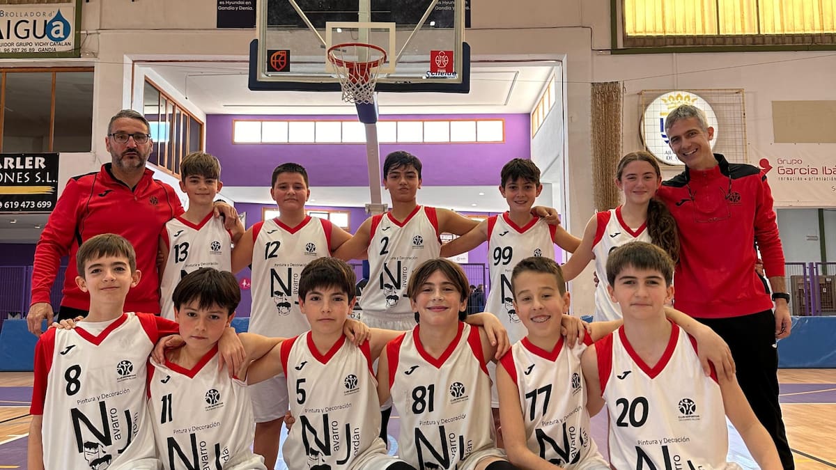 Ajustada victoria, 81-82 del CD Salesianos Villena de baloncesto en Gandía